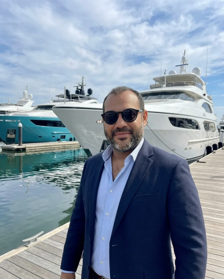 Marcos, co-founder and broker of Carol Coelho N&aacute;utica